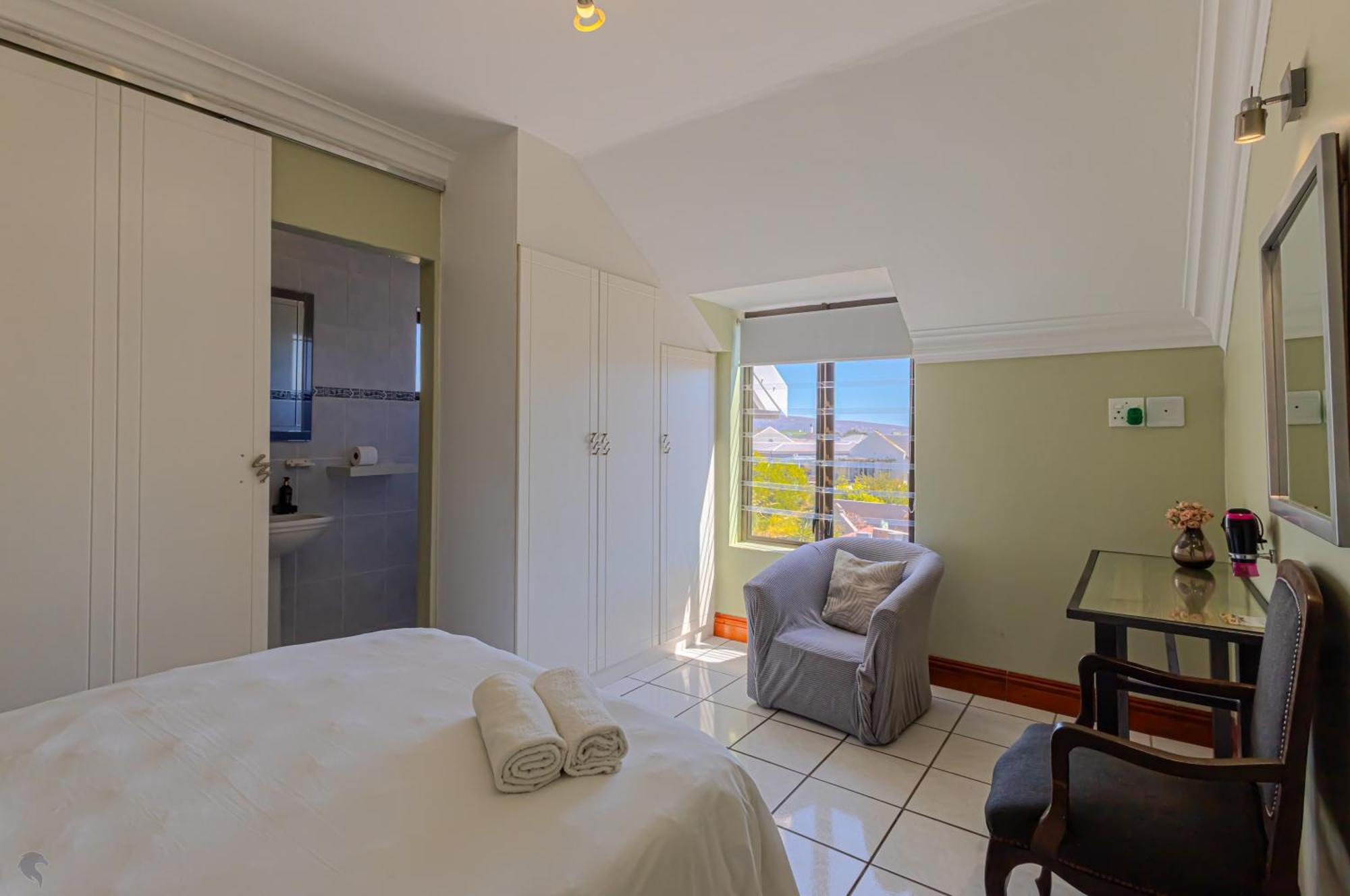 Holiday Guest House 兰格班 外观 照片